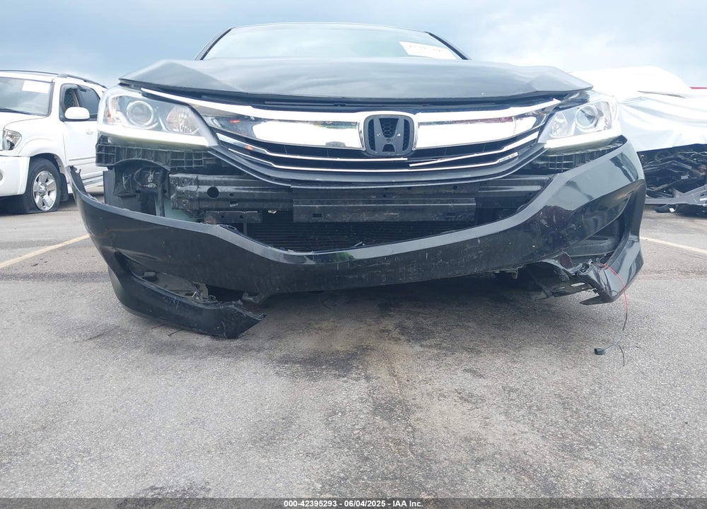 2017 HONDA ACCORD VIN: 1HGCR2F16HA142004