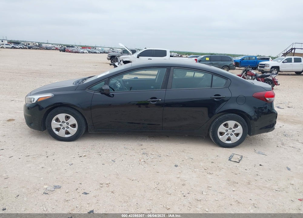 2017 KIA FORTE LX VIN: 3KPFL4A74HE099414