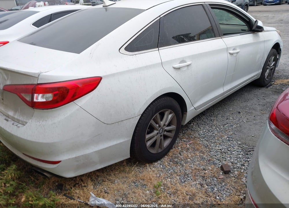 2016 HYUNDAI SONATA SE VIN: 5NPE24AFXGH379662