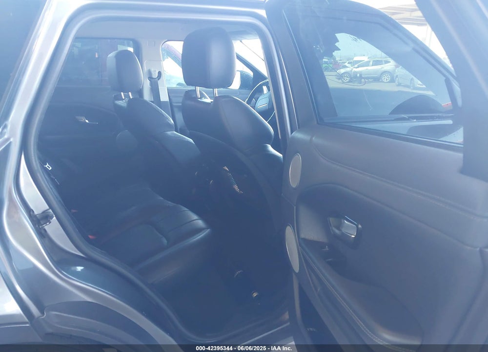 2017 LAND ROVER RANGEROVER VIN: SALVP2BG2HH217952