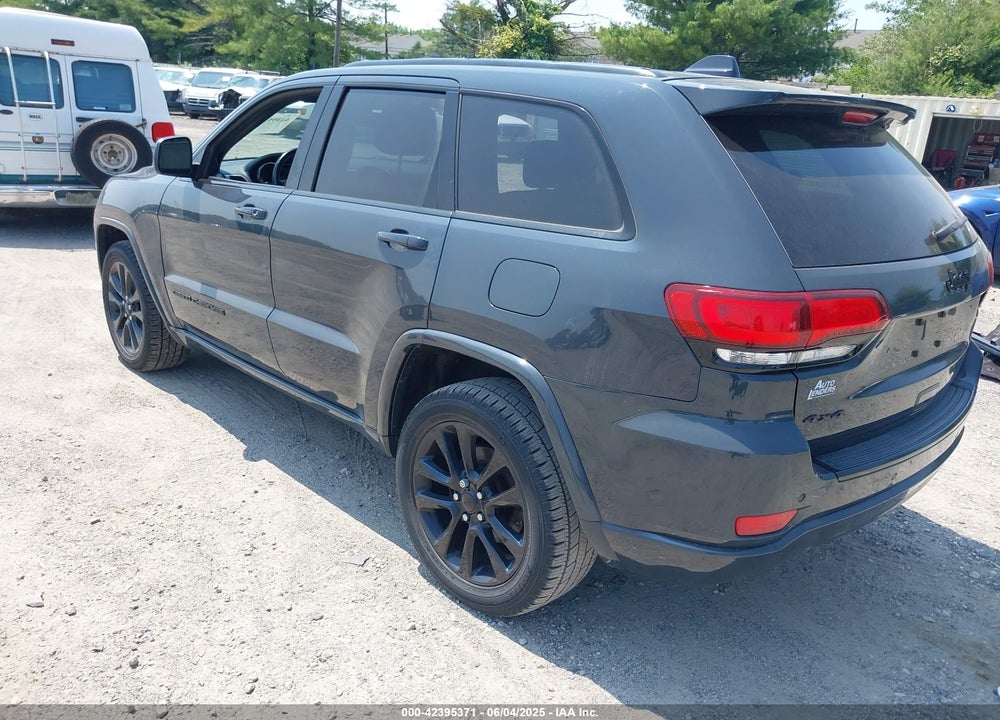 2018 JEEP GRAND CHEROKEE ALTITUDE 4X4 VIN: 1C4RJFAG0JC155179