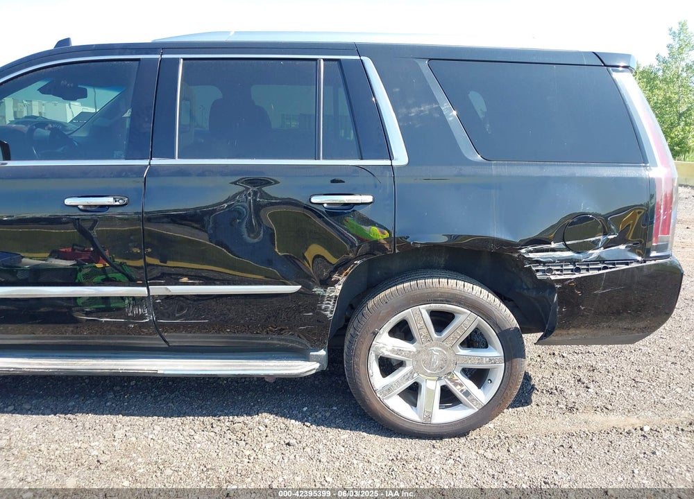2015 CADILLAC ESCALADE VIN: 1GYS4MKJ7FR544603