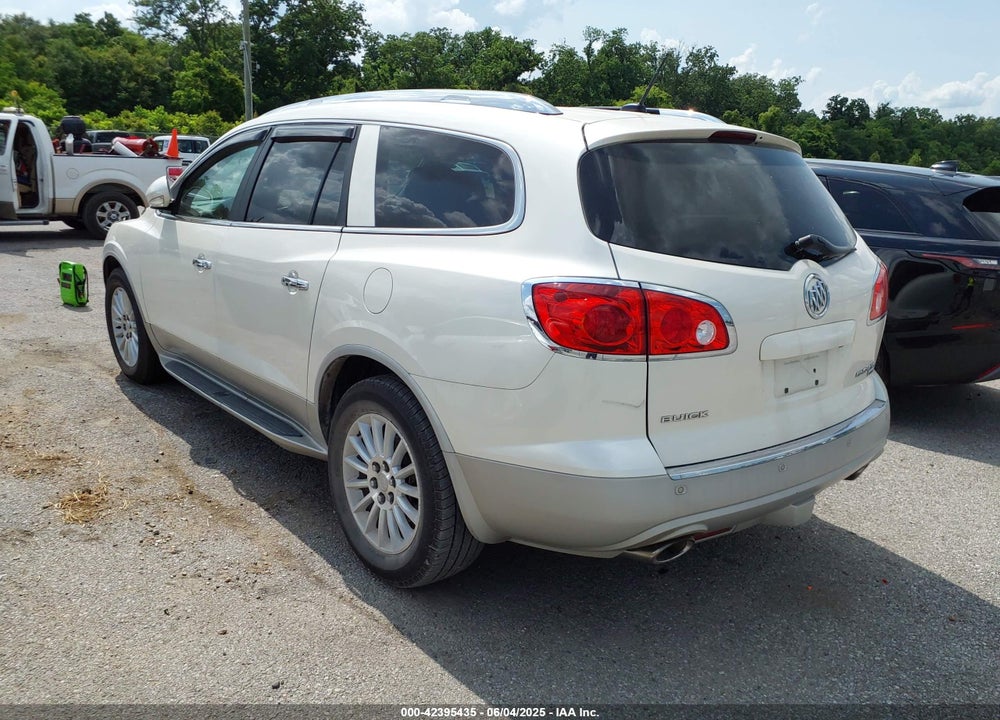 2011 BUICK ENCLAVE 1XL VIN: 5GAKRBED4BJ402141