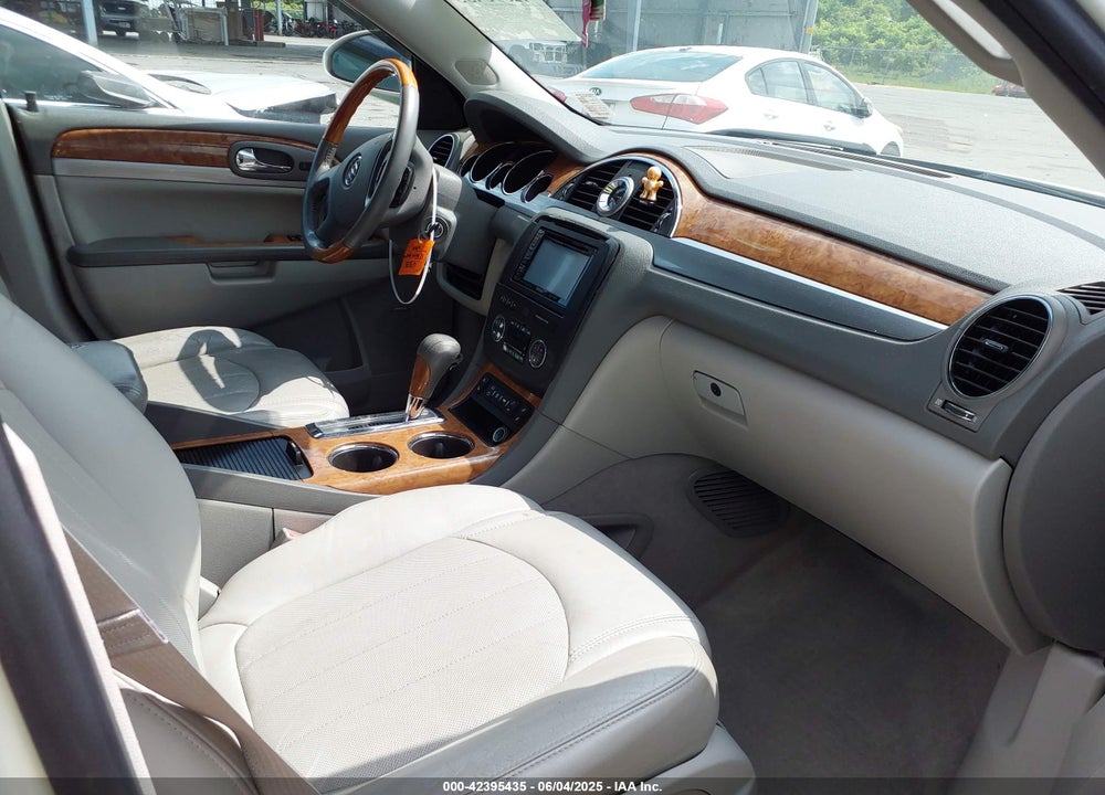 2011 BUICK ENCLAVE 1XL VIN: 5GAKRBED4BJ402141