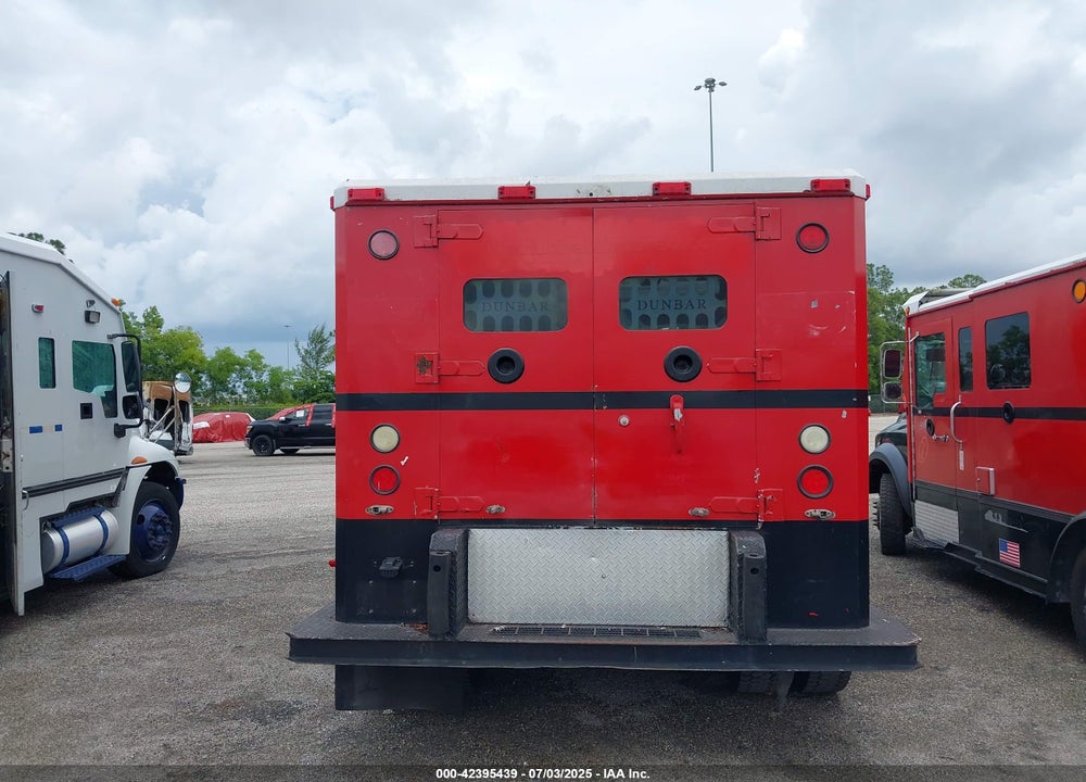 1998 INTERNATIONAL 4000 VIN: 1HTSCAAM7WH570310
