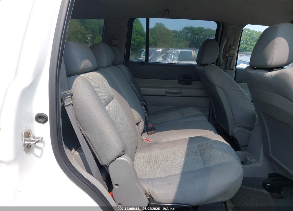 2007 DODGE DURANGO SXT VIN: 1D8HB38P57F568317