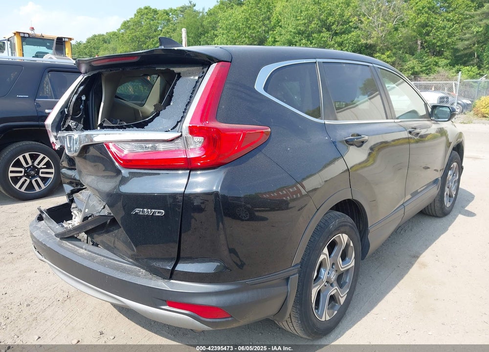 2018 HONDA CR-V VIN: 7FARW2H58JE026970