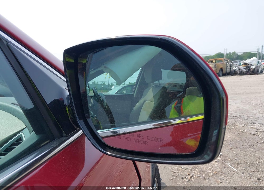 2017 HYUNDAI SANTA FE SE VIN: KM8SMDHF1HU254846