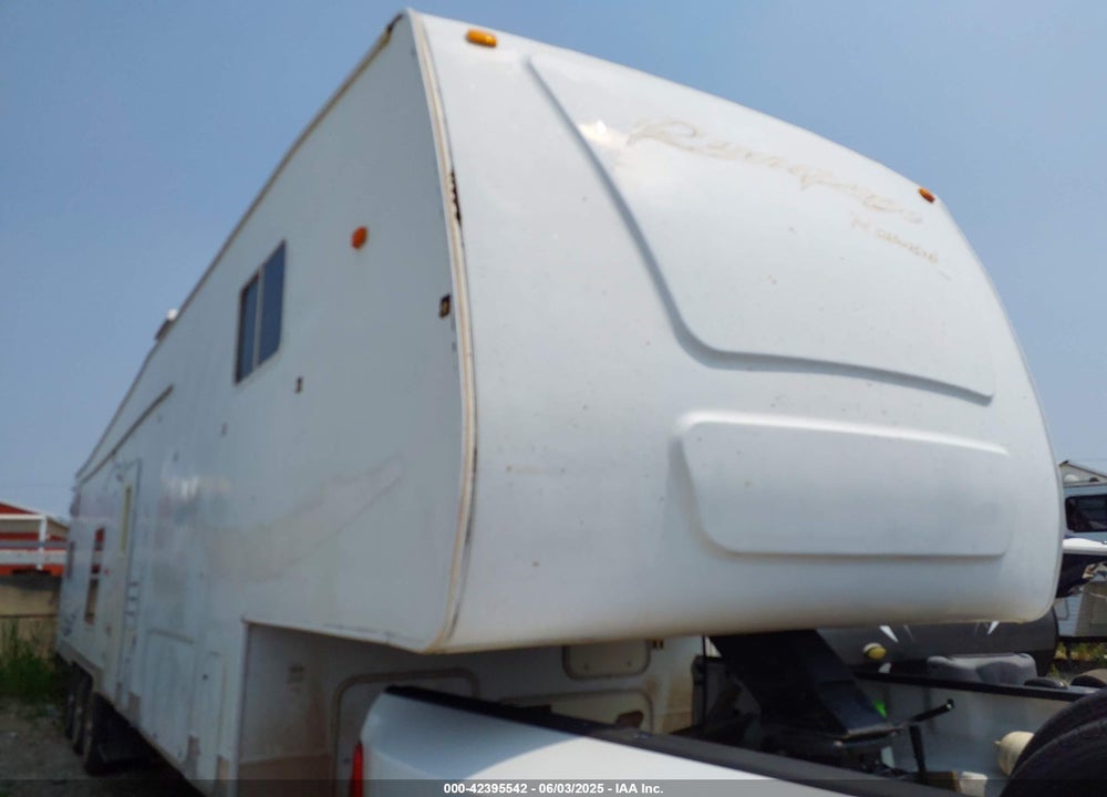 2005 5TH WHEEL OTHER VIN: 1SN300R205A000933