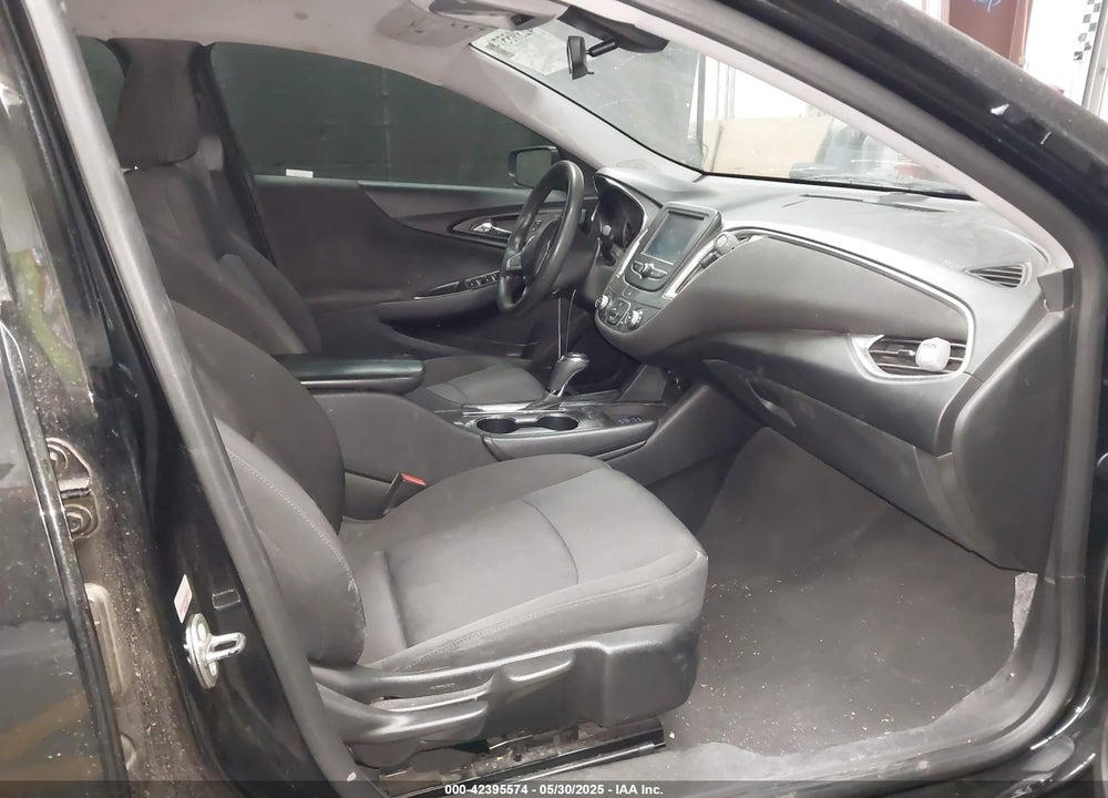 2018 CHEVROLET MALIBU VIN: 1G1ZD5STXJF118824