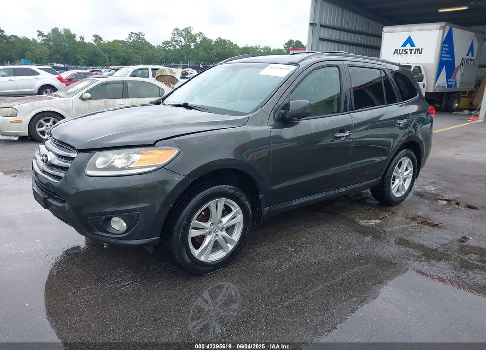 2012 HYUNDAI SANTA FE VIN: 5XYZK3AB2CG130329