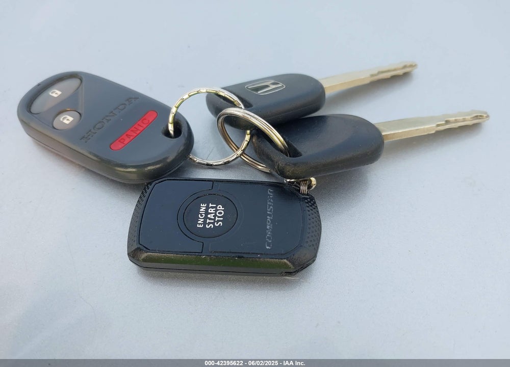 2005 HONDA CIVIC VIN: 1HGEM22955L022021