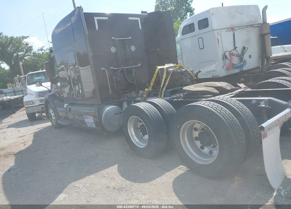 2019 PETERBILT 579 VIN: 1XPBDP9XXKD656562