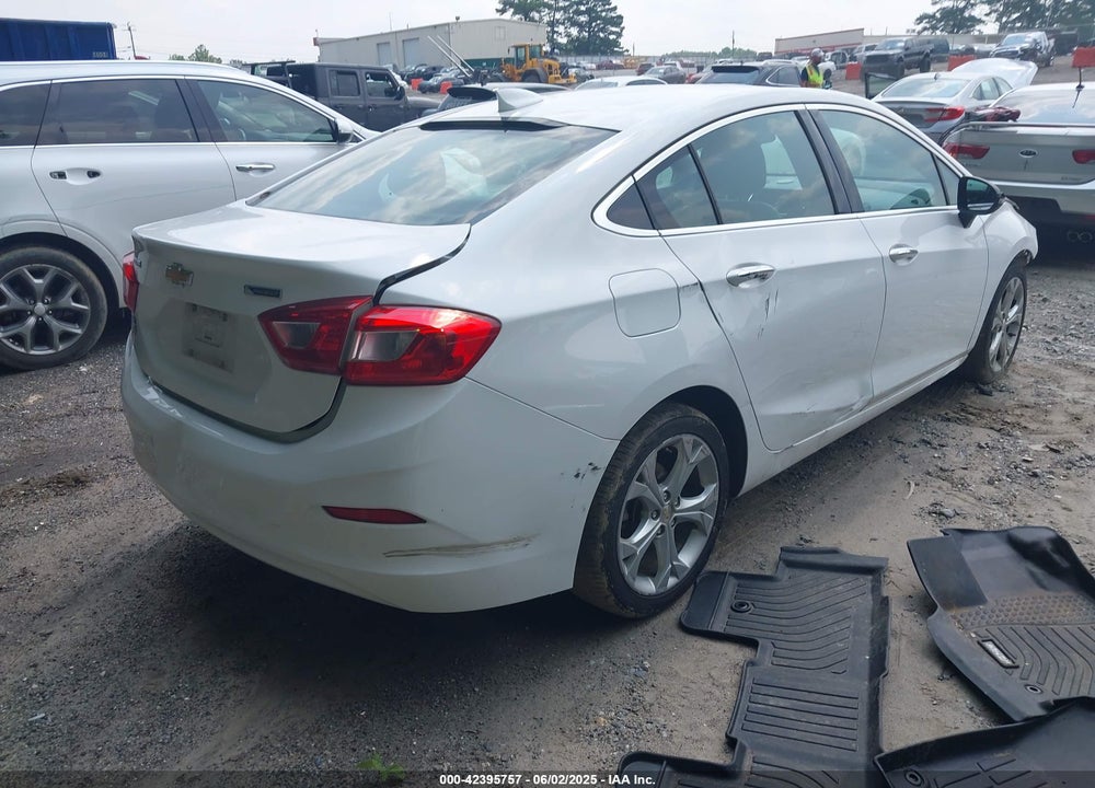 2017 CHEVROLET CRUZE VIN: 1G1BF5SM6H7228889