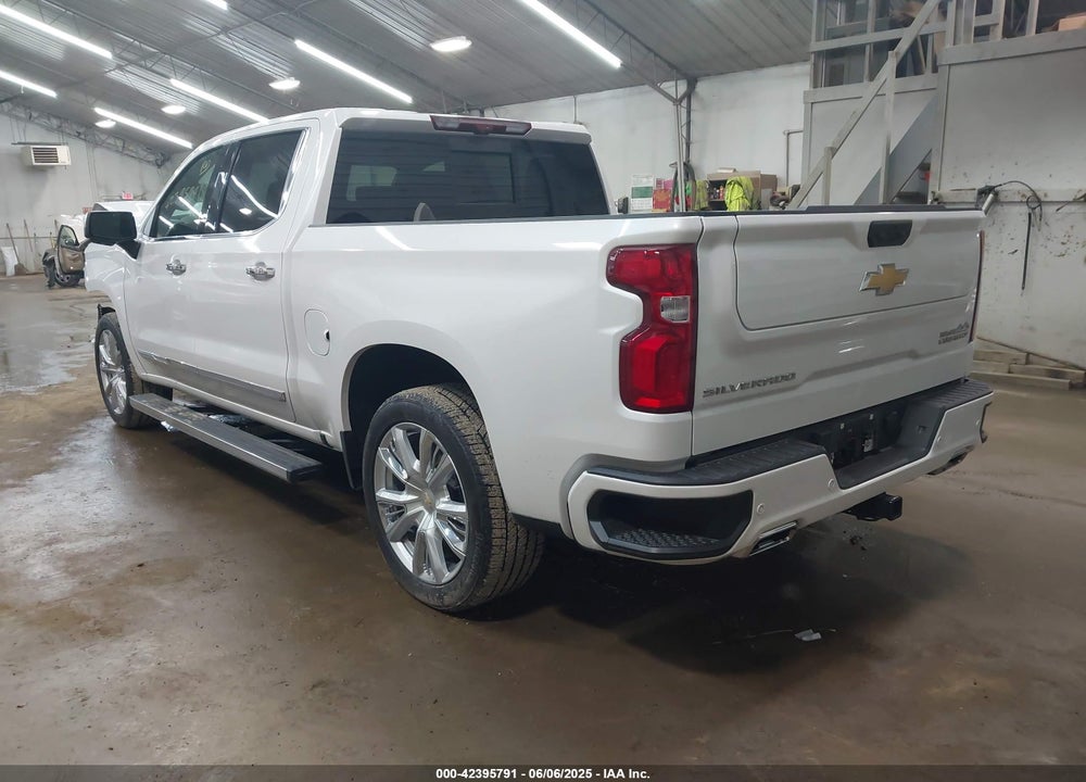 2024 CHEVROLET SILVERADO 1500 4WD SHORT BED HIGH COUNTRY VIN: 1GCUDJEL2RZ307175