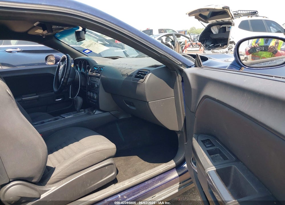 2013 DODGE CHALLENGER VIN: 2C3CDYAG7DH724589