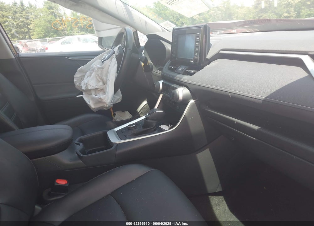 2022 TOYOTA RAV4 HYBRID VIN: JTMB6RFV5ND072195
