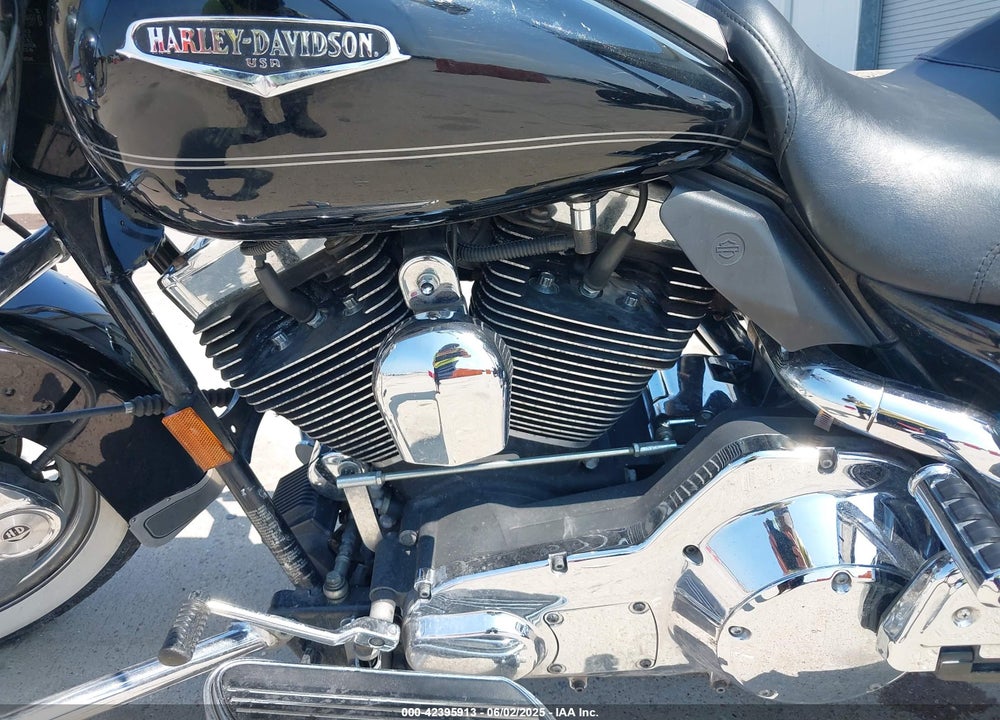 2004 HARLEY-DAVIDSON FLHRCI VIN: 1HD1FRW1X4Y725649