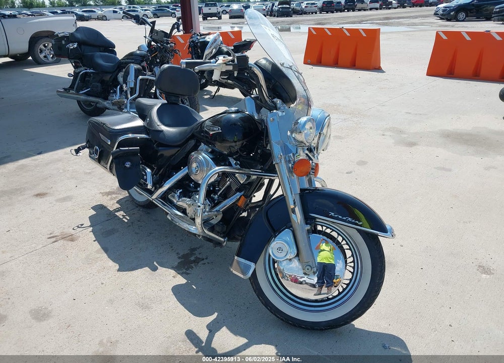2004 HARLEY-DAVIDSON FLHRCI VIN: 1HD1FRW1X4Y725649
