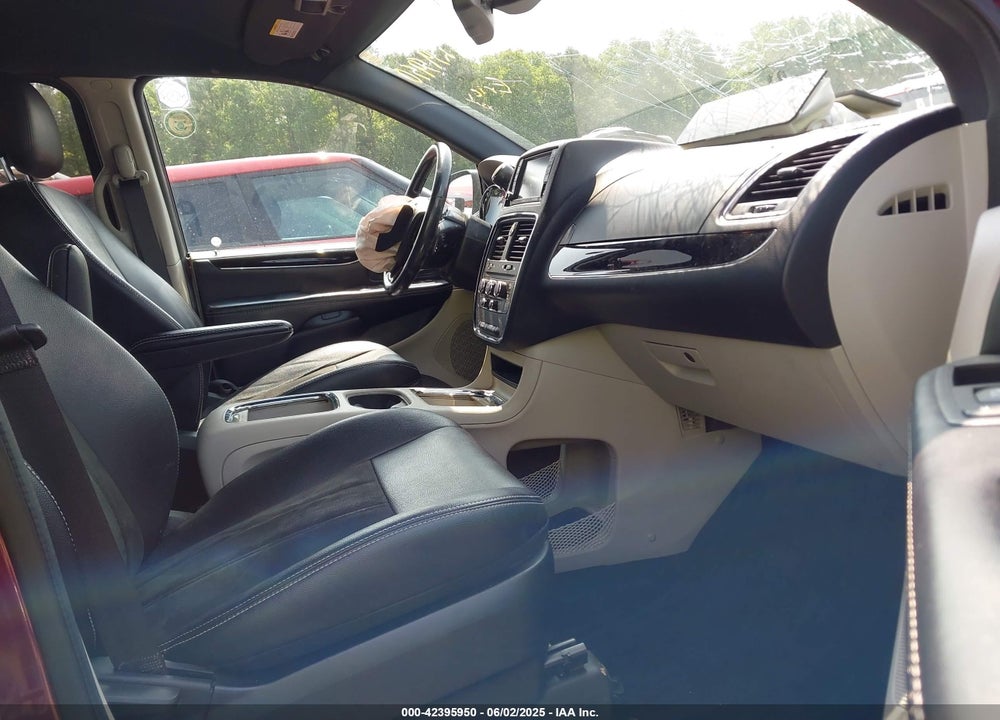 2019 DODGE GRAND CARAVAN VIN: 2C4RDGCG9KR600831