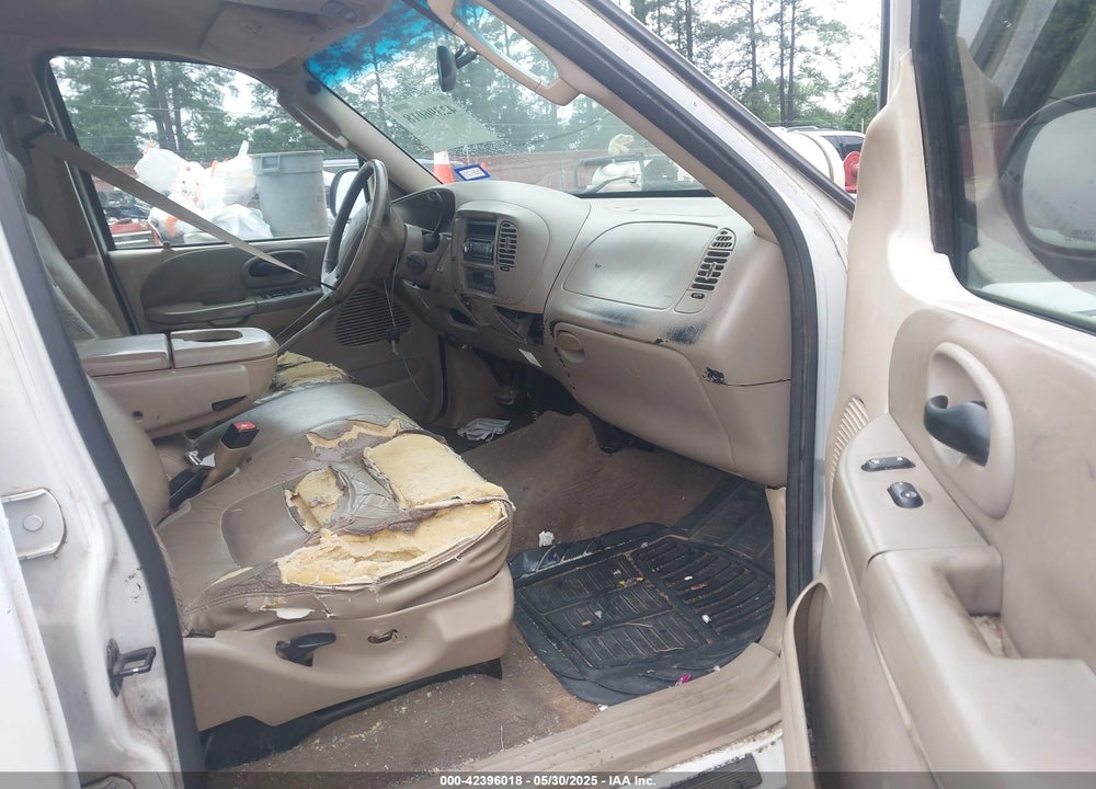 2002 FORD F-150 LARIAT/XLT VIN: 1FTRW07672KE27375