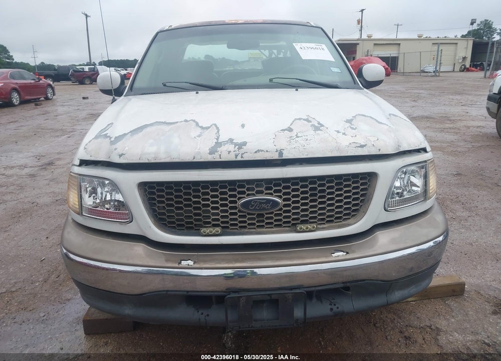 2002 FORD F-150 LARIAT/XLT VIN: 1FTRW07672KE27375