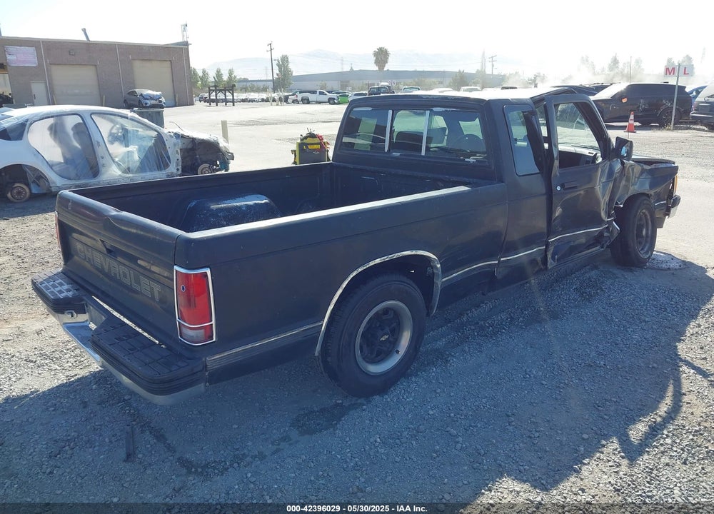 1991 CHEVROLET S TRUCK S10 VIN: 1GCCS19R8M8292311