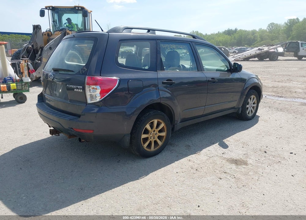 2013 SUBARU FORESTER VIN: JF2SHABC8DG409179