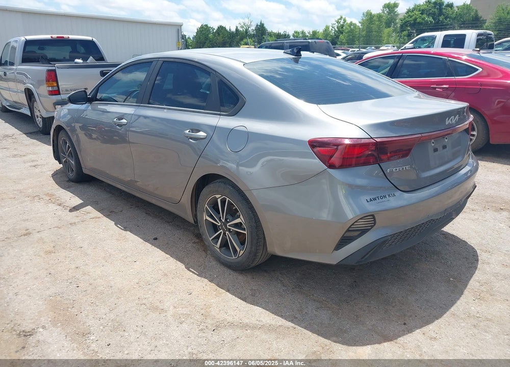 2023 KIA FORTE VIN: 3KPF24AD3PE556768
