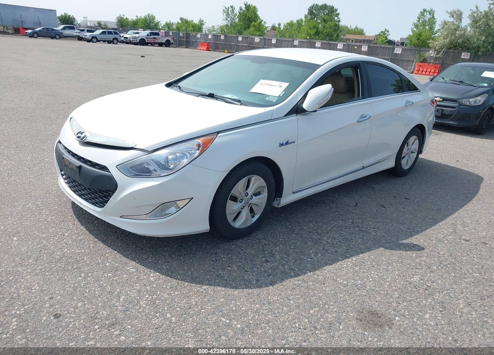 2013 HYUNDAI SONATA HYBRID VIN: KMHEC4A48DA098275