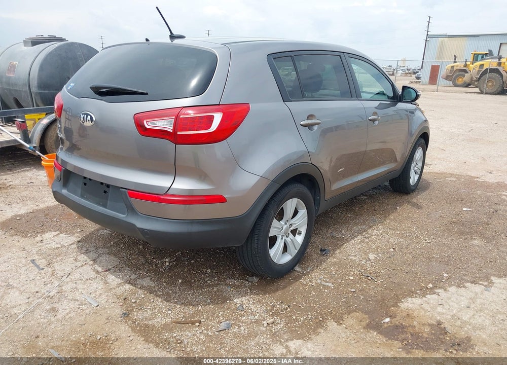 2013 KIA SPORTAGE VIN: KNDPB3A22D7350575