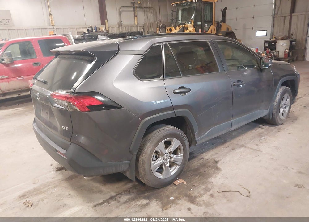2024 TOYOTA RAV4 VIN: 2T3W1RFV3RC257937