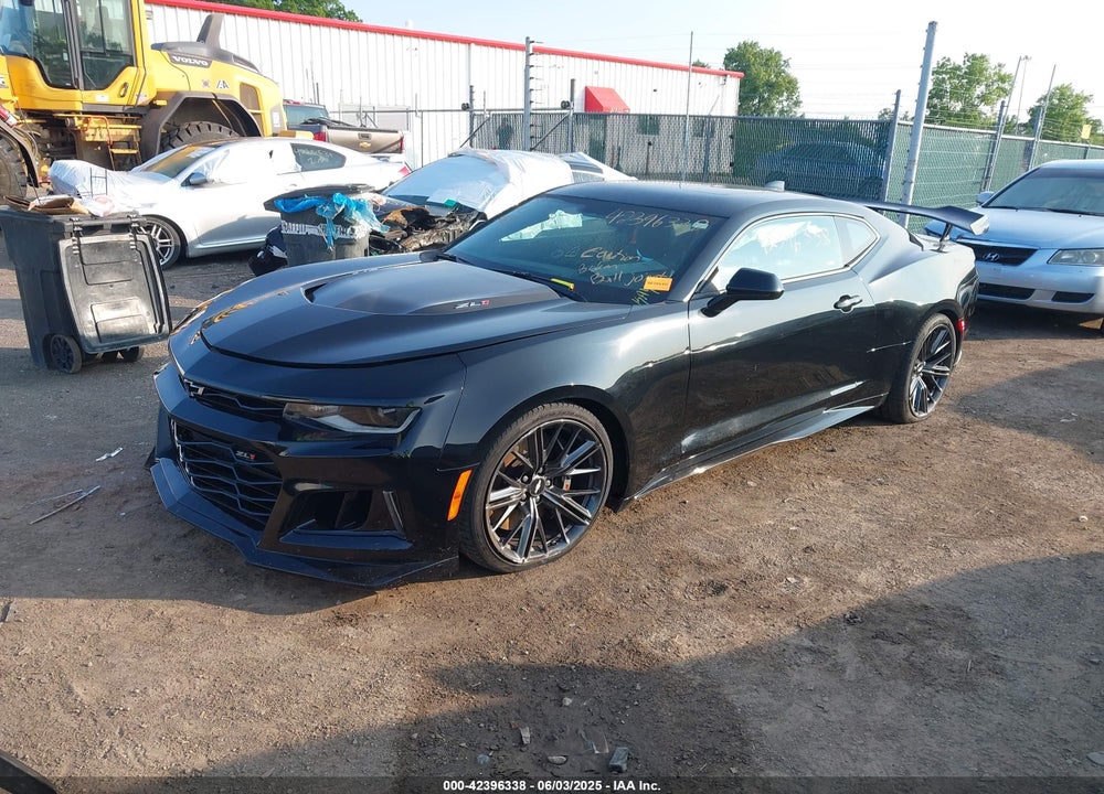 2018 CHEVROLET CAMARO VIN: 1G1FK1R65J0128309