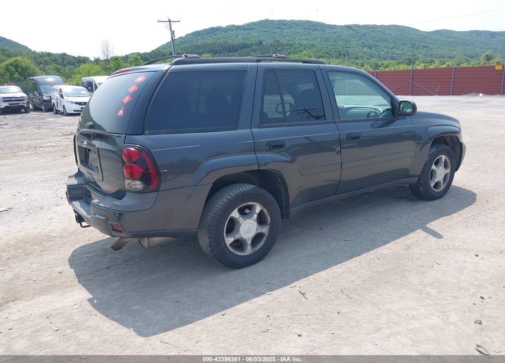 2007 CHEVROLET TRAILBLAZER VIN: 1GNDT13S972183321