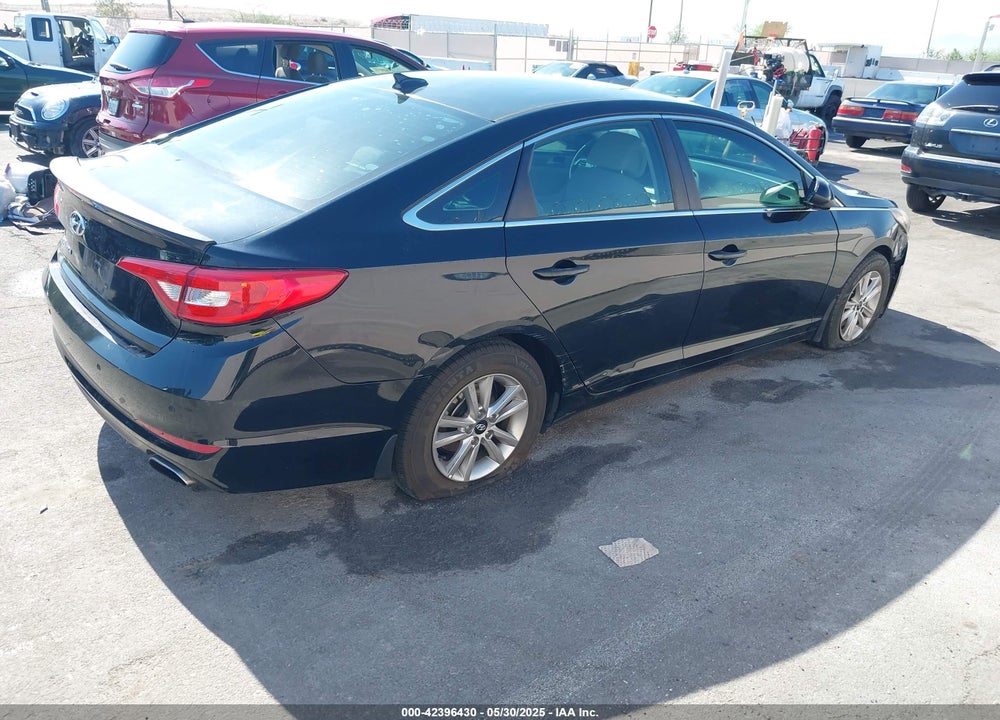 2016 HYUNDAI SONATA SE VIN: 5NPE24AF0GH305666