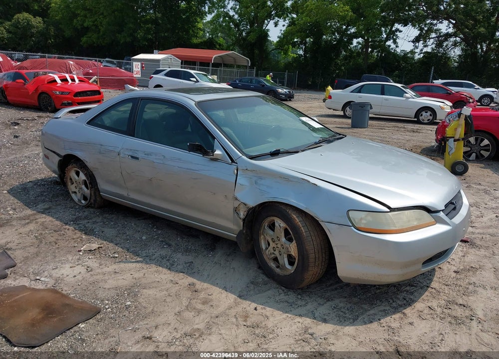 2000 HONDA ACCORD 3.0 EX VIN: 1HGCG2259YA032983