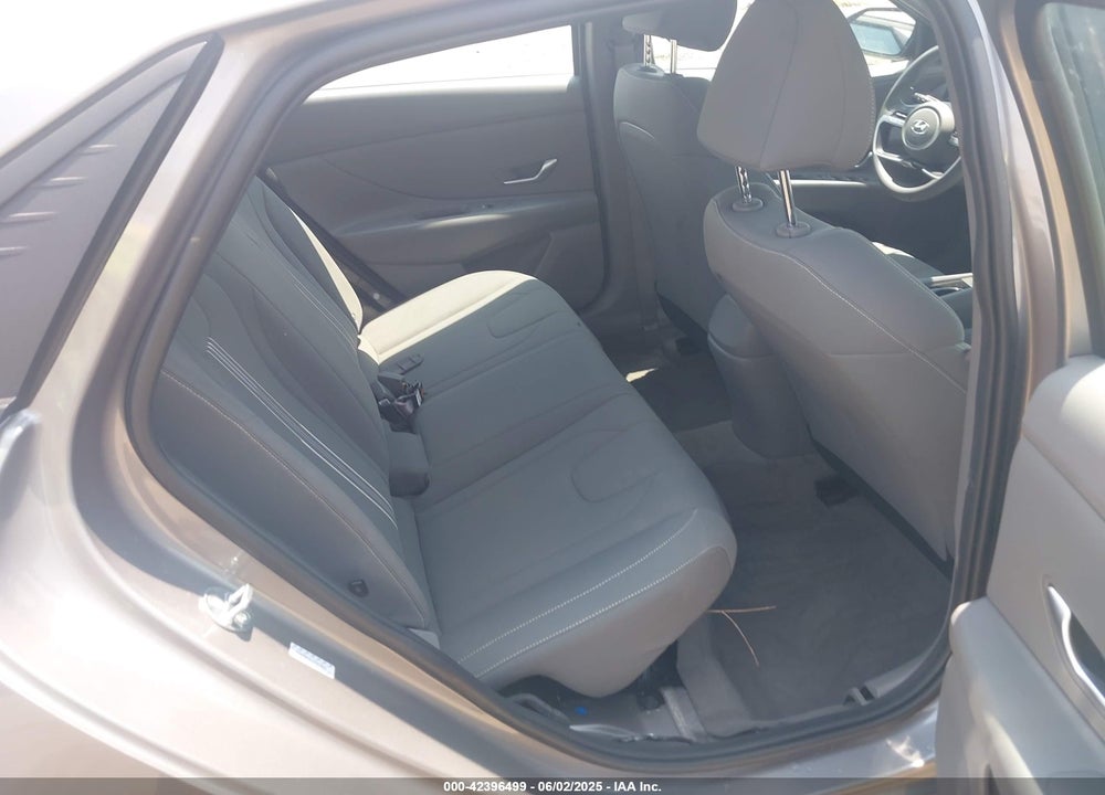 2023 HYUNDAI ELANTRA HYBRID VIN: KMHLM4AJ7PU069976