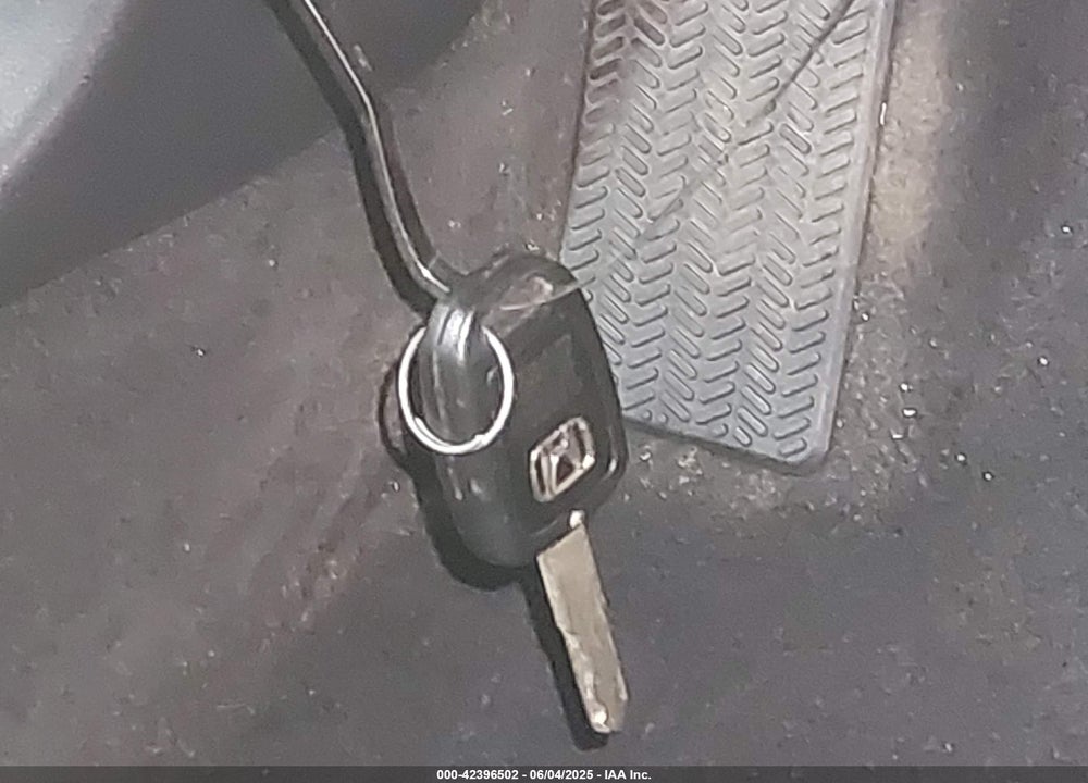 2019 HONDA CIVIC LX VIN: 2HGFC2F63KH506155