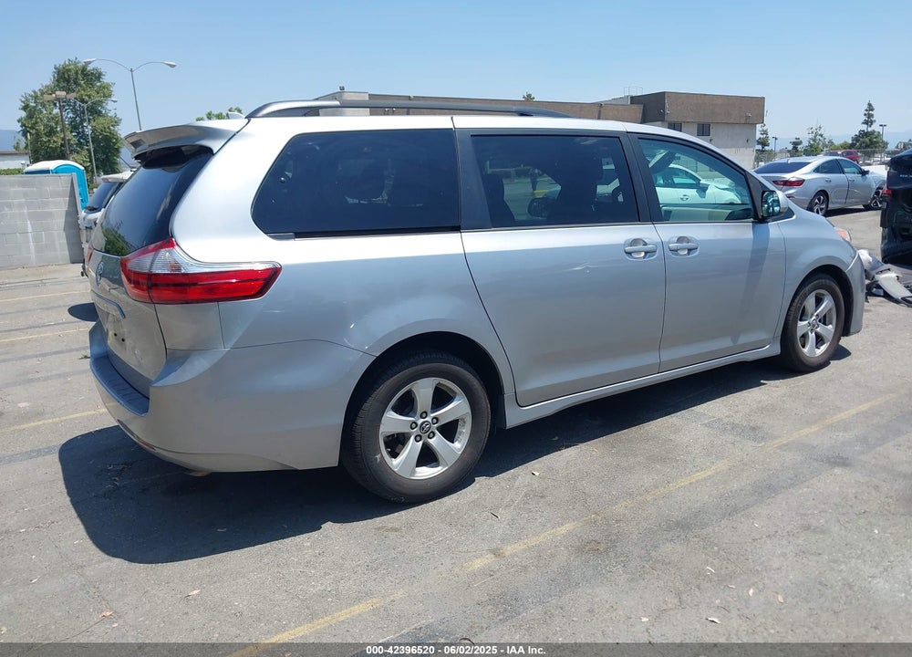 2018 TOYOTA SIENNA VIN: 5TDKZ3DCXJS937151