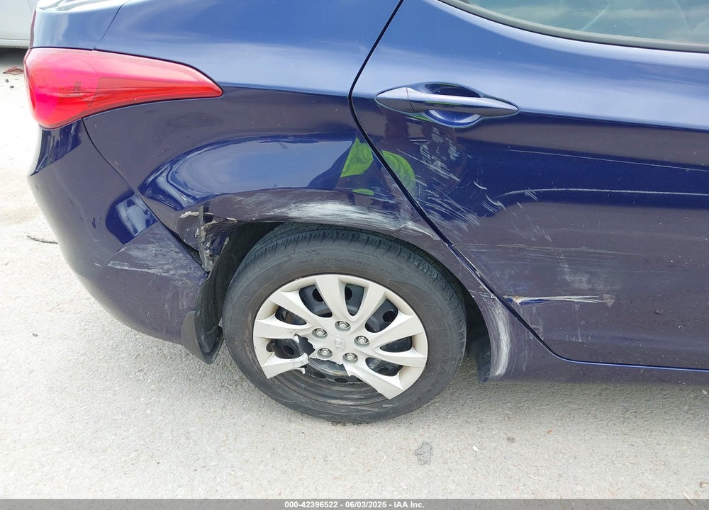 2013 HYUNDAI ELANTRA GLS VIN: 5NPDH4AE6DH224703