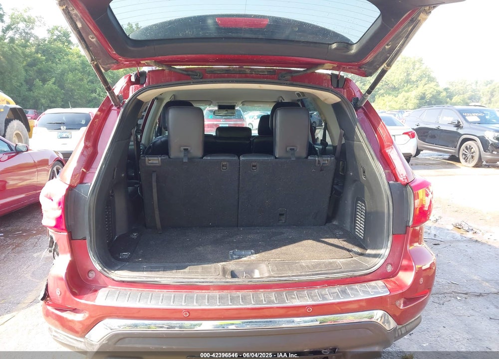 2017 NISSAN PATHFINDER VIN: 5N1DR2MNXHC645902