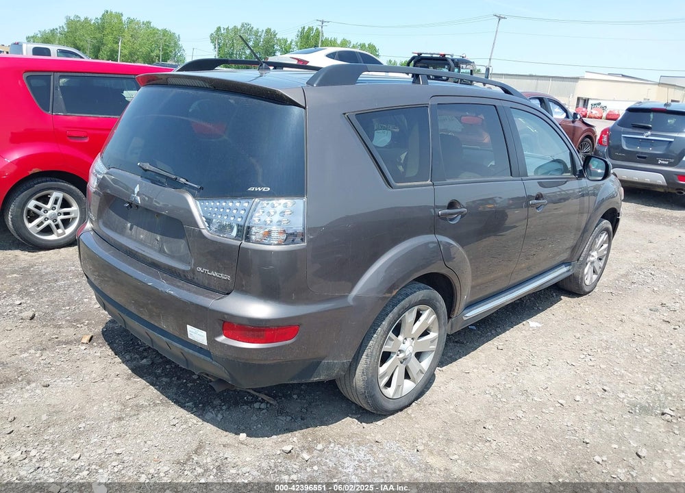 2010 MITSUBISHI OUTLANDER SE VIN: JA4AT3AW5AZ008425