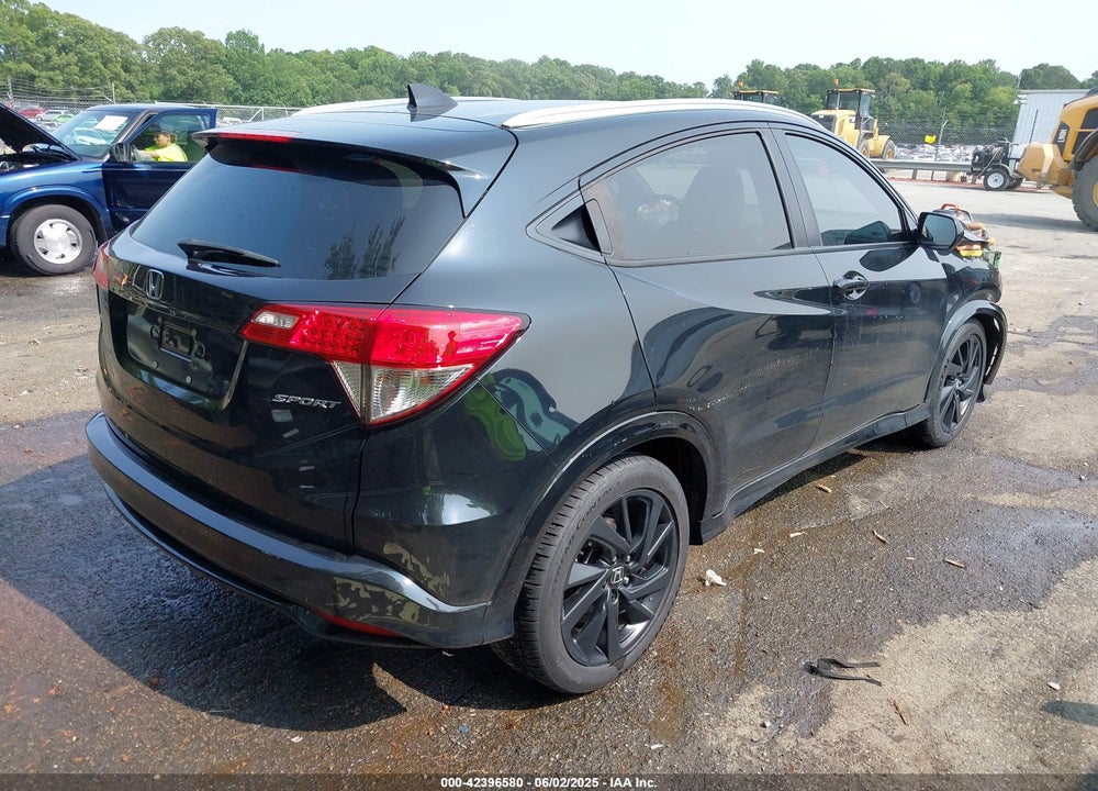 2021 HONDA HR-V VIN: 3CZRU5H10MM700586