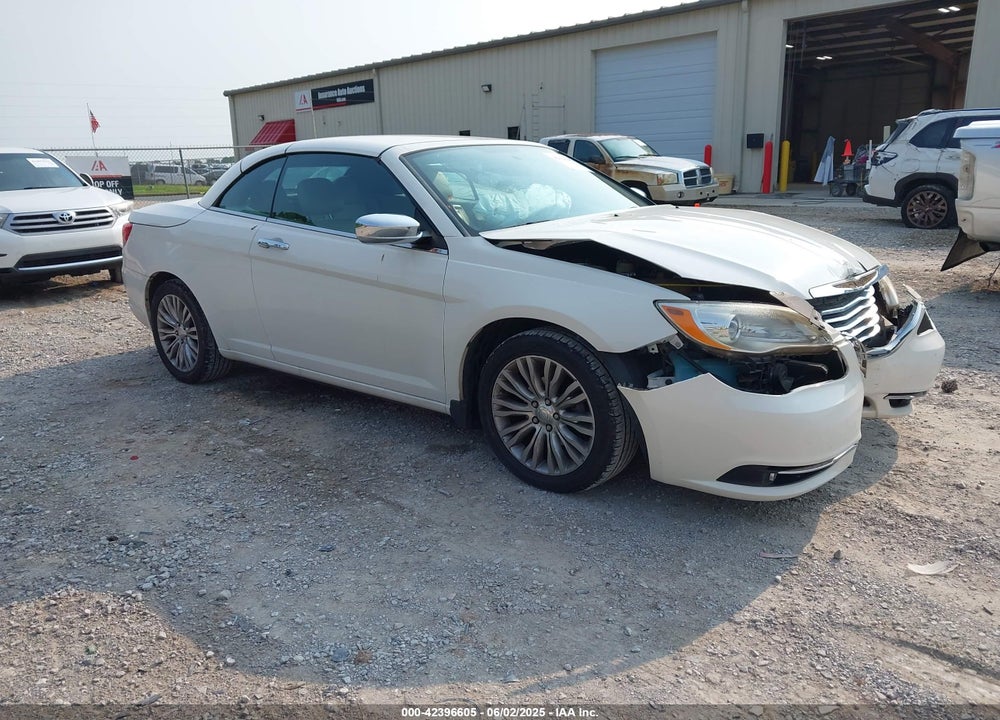 2011 CHRYSLER 200 LIMITED VIN: 1C3BC7EG0BN529490