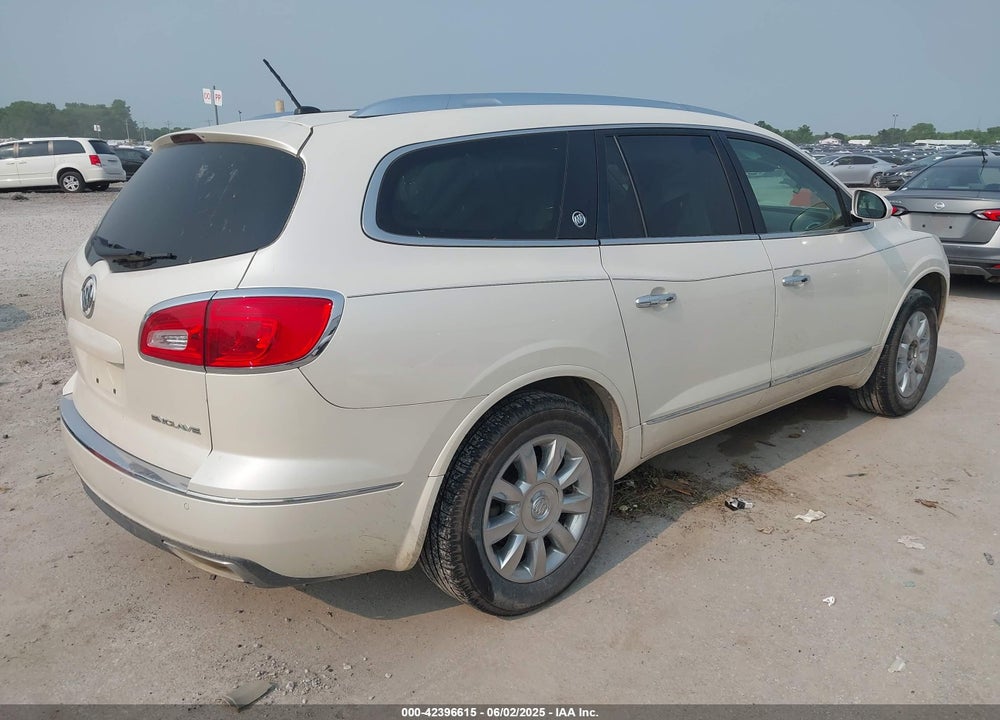 2013 BUICK ENCLAVE VIN: 5GAKRDKD2DJ137030