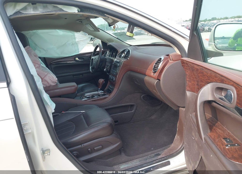 2013 BUICK ENCLAVE VIN: 5GAKRDKD2DJ137030