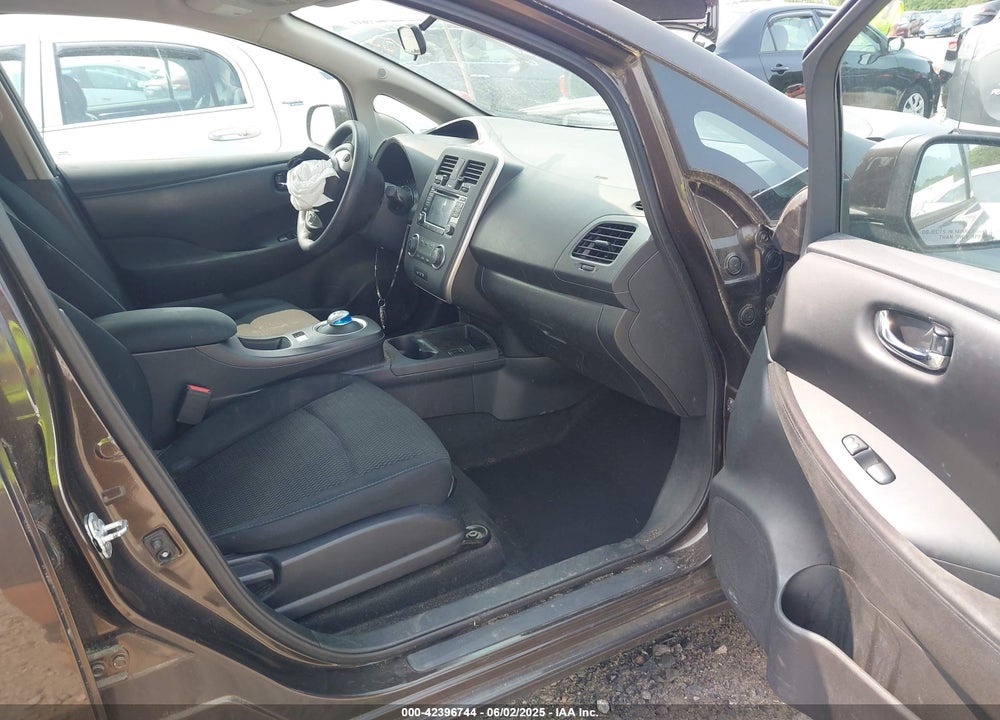 2016 NISSAN LEAF VIN: 1N4AZ0CP7GC305559