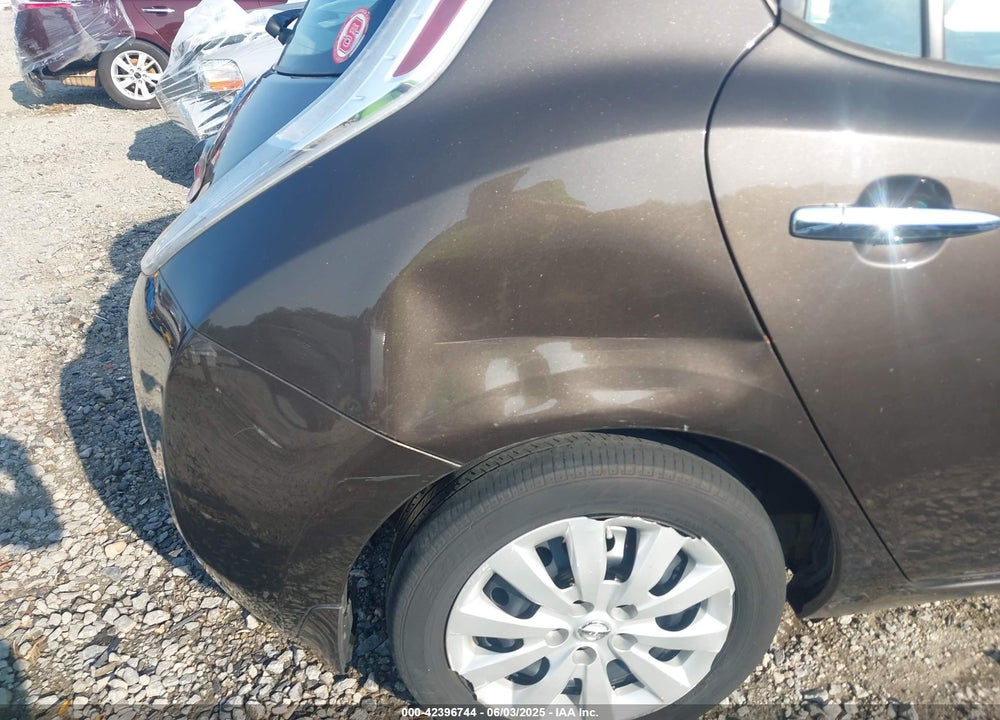 2016 NISSAN LEAF VIN: 1N4AZ0CP7GC305559