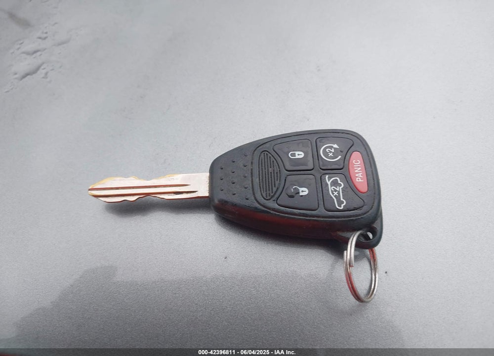2012 CHRYSLER 200 VIN: 1C3CCBCB2CN142794