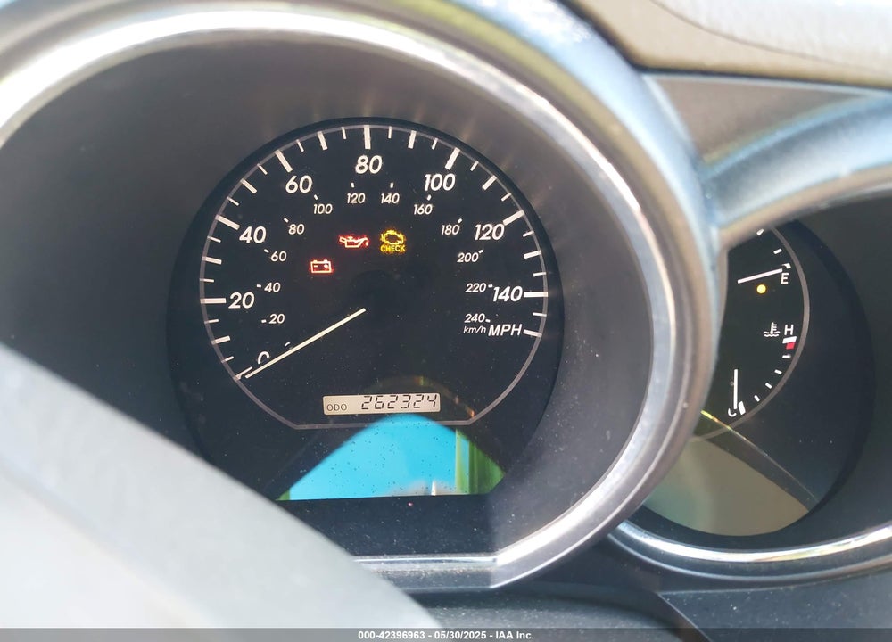 2004 LEXUS RX 330 VIN: JTJHA31U840035455